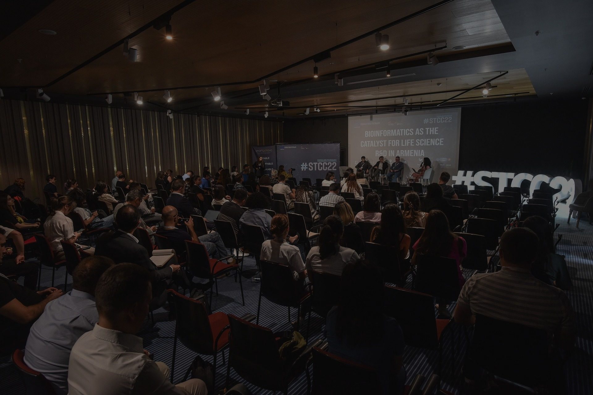 The main hall at the 2022 Science and Technology Convergence Conference