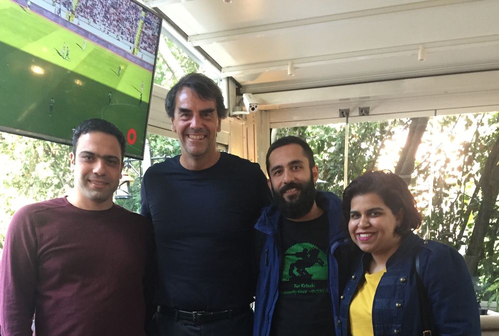 Tim Draper invests in an Academy company